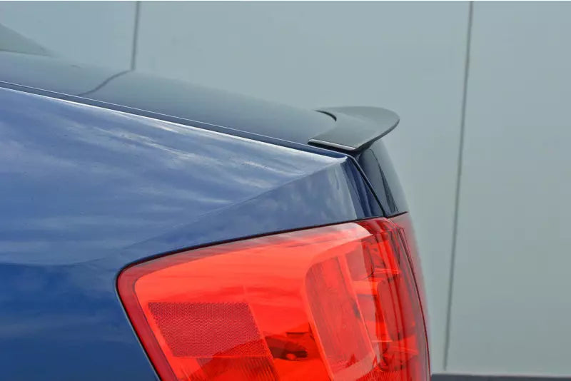 Maxton Design Heckspoiler Lippe für VW Jetta 6 Limo vor Facelift Hochglanz schwarz – Ansicht 3