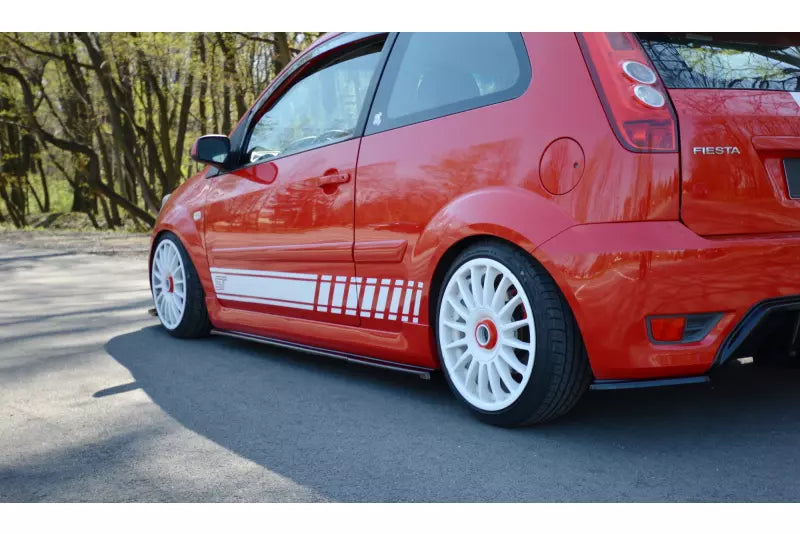 Maxton Design Seitenschweller (Paar) für Ford Fiesta ST Mk6 Hochglanz schwarz – Ansicht 1