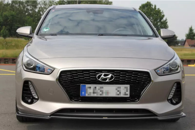 Maxton Design Frontlippe V.1 für Hyundai I30 Mk3 Hatchback Hochglanz schwarz – Ansicht 1