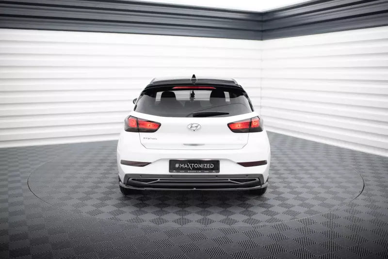 Maxton Design Heckspoiler Lippe für Hyundai I30 Mk3 Hatchback Hochglanz schwarz – Ansicht 2
