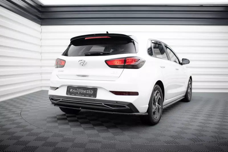 Maxton Design Heckspoiler Lippe für Hyundai I30 Mk3 Hatchback Hochglanz schwarz – Ansicht 3